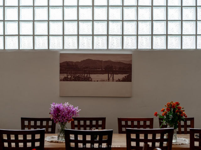 Dee Café & Eatery ร้านเปิดใหม่ในเมืองเก่าตะกั่วป่า