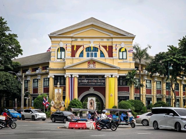 From Bustling Streets to Blissful Shores: Bangkok & Koh Samui Adventures
