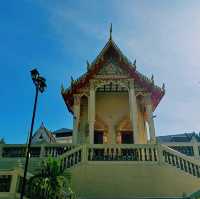 泰國曼谷湄南河畔著名古跡寺廟Wat Suttharam，百年歷史佛像雕塑，適合拍照📸打卡