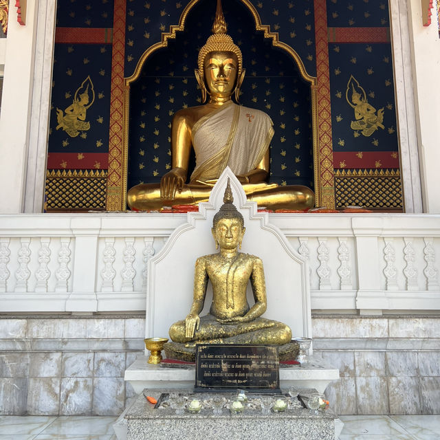 ภูเขาทอง • กรุงเทพมหานคร