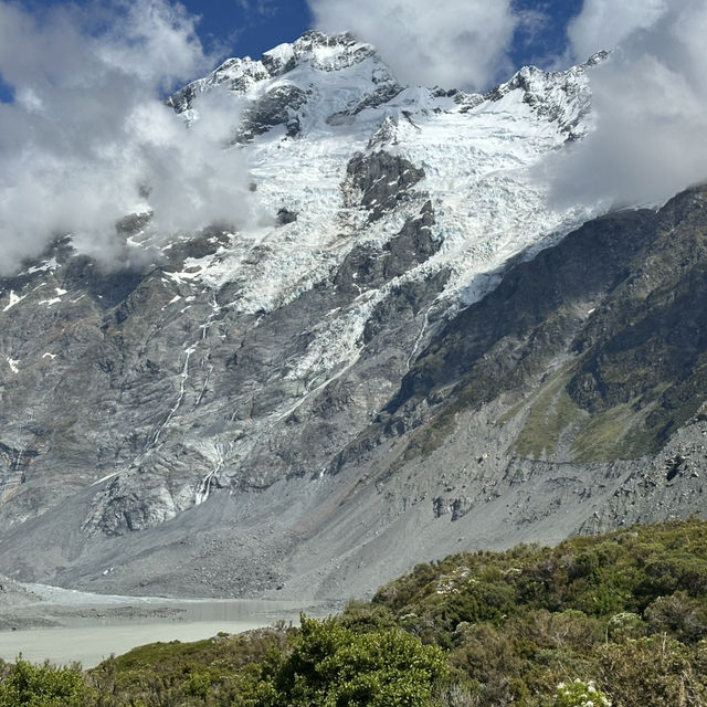 Hiking beneath the fiords