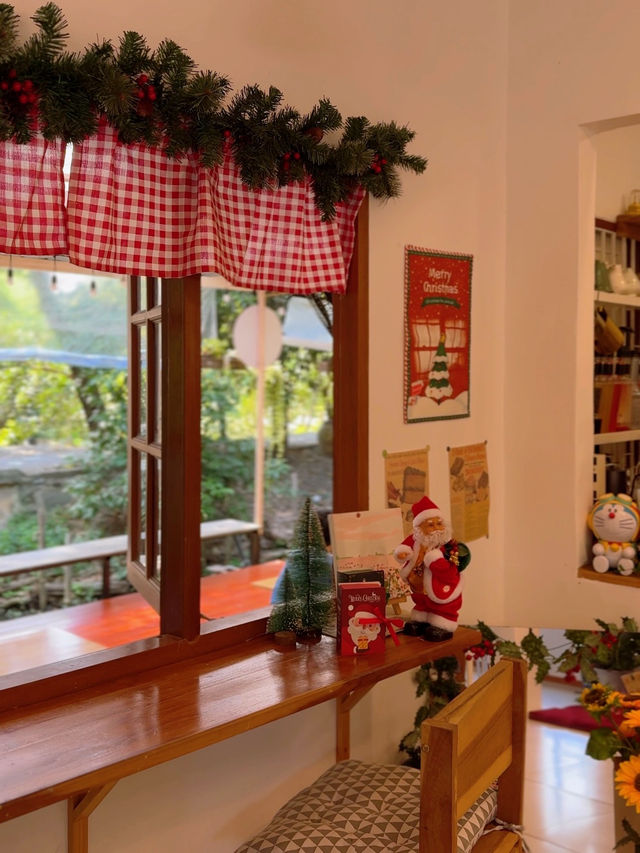 Baanmesuan บ้านมีสวนคาเฟ่ 🏡 🌳🧺 🍵