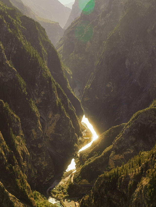 2 days 1 night hiking at Tiger Leaping Gorge