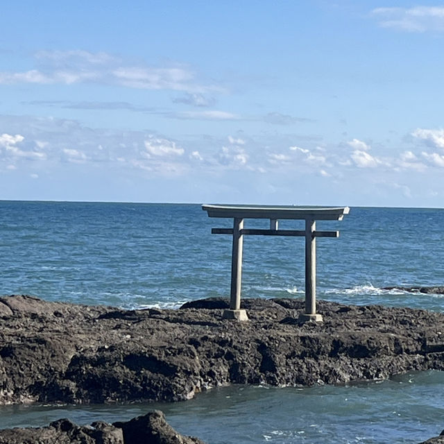 大洗磯前神社　日の出　鳥居