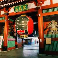 美しくライトアップされた浅草 【浅草寺】