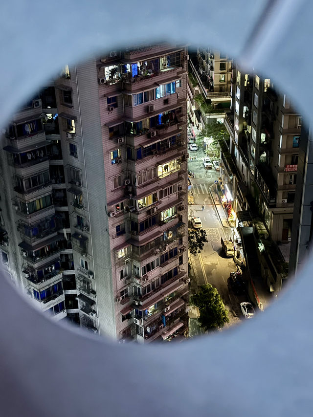 🇨🇳 Chongqing Escapade: Discovering the City of Fog, Hills, and Urban Wonders