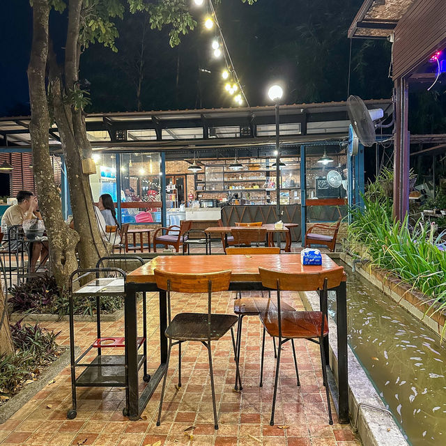 ร้านอาหารอีสาน 🥗 สไตล์เชียงใหม่ Solao