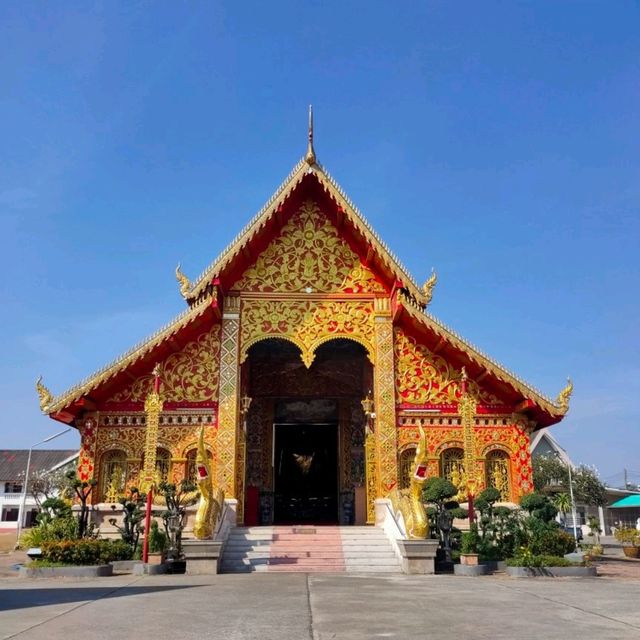 【チェンライ】奇跡のお寺 Wat Mung Muang