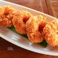 The Dishes Riverside พระสมุทรเจดีย์