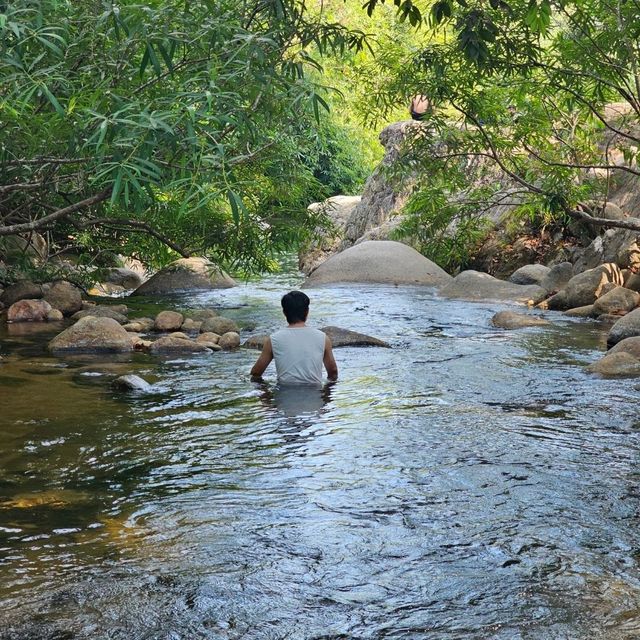 ตรอกนอง น้ำตกสวยแห่งเมืองจันทบุรี