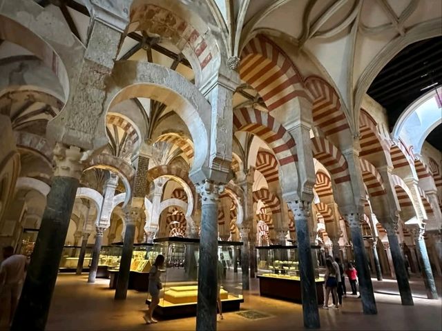 教派歷史在西班牙Mezquita Catedral留下痕跡