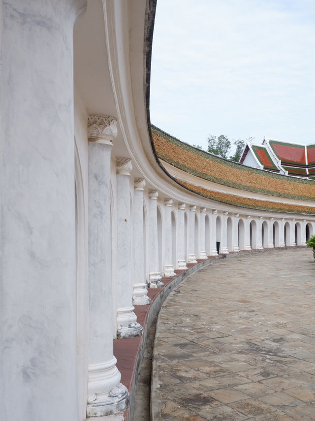 ไหว้พระขอพรที่องค์พระปฐมเจดีย์ จ.นครปฐม