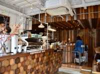 Great Coffee & Tasty Curry – UNLIMITED COFFEE BAR