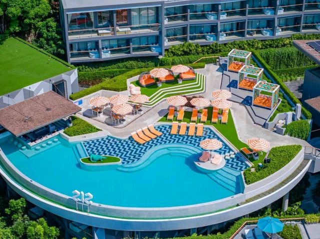 The SIS Kata, Phuket