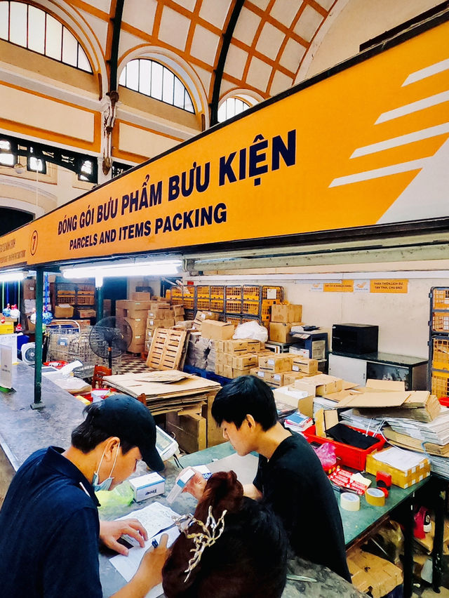 寄出濃濃越南風情！ 🇻🇳💌 📮 歷史與現代的完美結合！🏛️