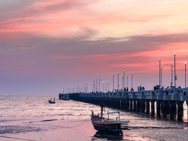 บางแสนวันที่ท้องฟ้าสีชมพู💗🌅🌊
