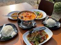 มาลี - Malee Restaurant 