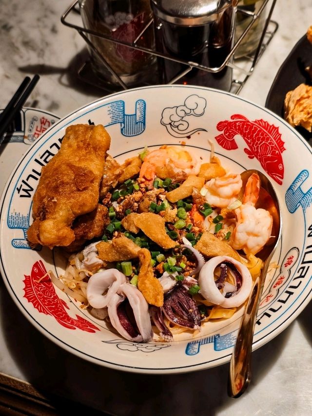 Fá Plā Tahń สาขา  Marché Thonglor