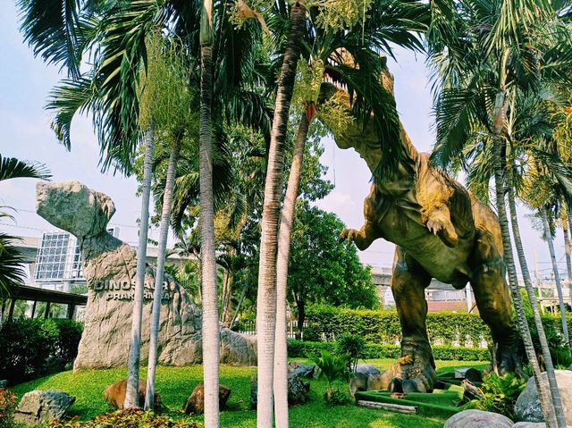 泰國曼谷著名地標高塔建築公園景點：Samut Prakan Learning Park And Tower，免費參觀，適合親子遊，適合打卡拍照📸