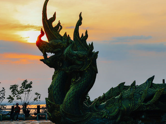 วัดสิรินธรวรารามภูพร้าว