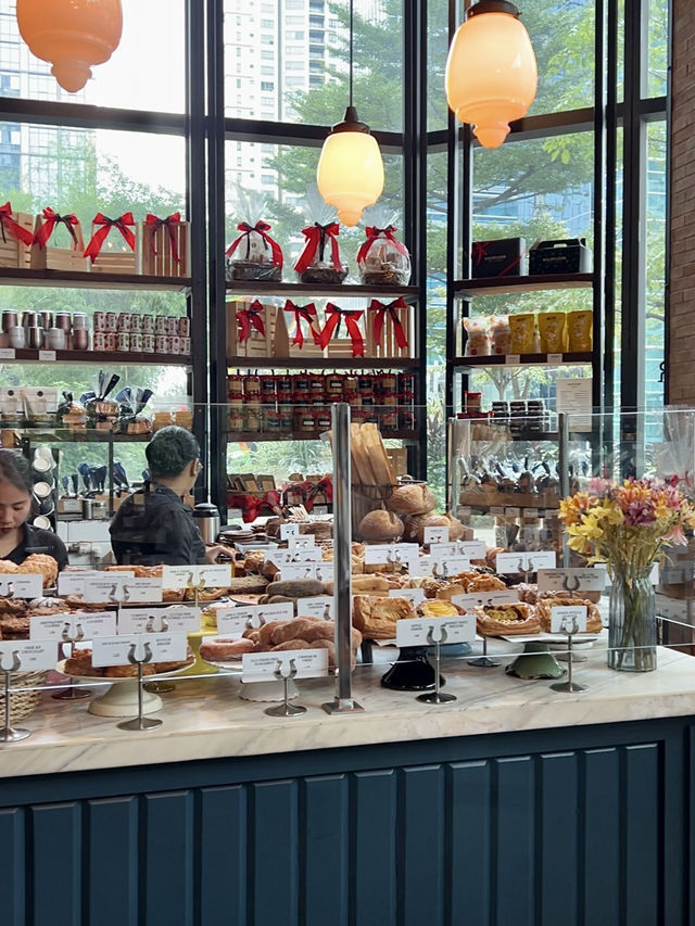 Manila Trip: Brunch at Wildflour Restaurant