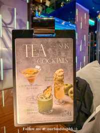 ☞ 頂樓泳池旁的Bar！夜景+美食+調酒三重享受！