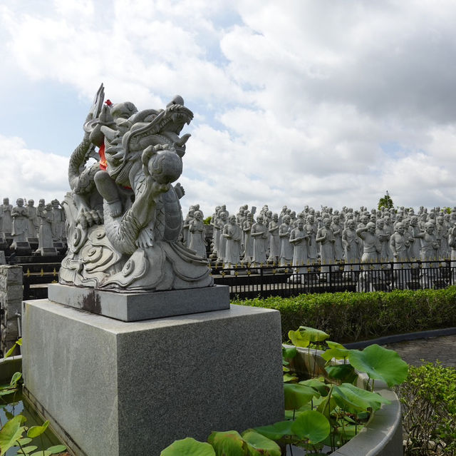 500 Lohan Temple: A Unique Spiritual Experience