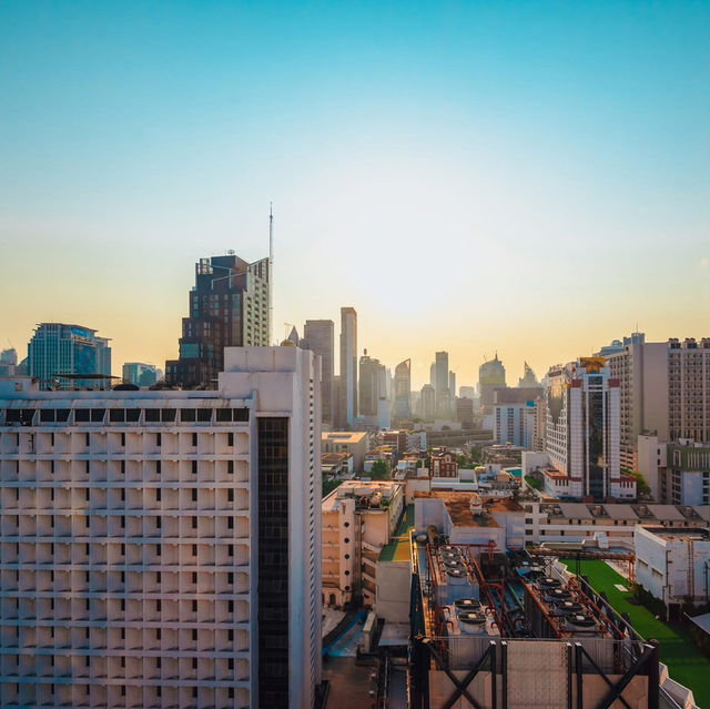 BelAire Bangkok โรงแรม เบลแอร์ กรุงเทพ 