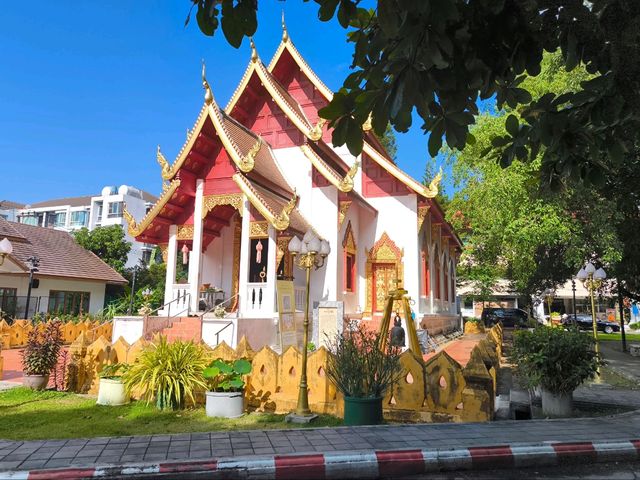วัดสวนดอก 