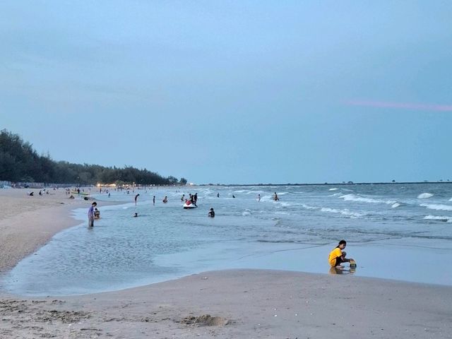 บรรยากาศริมหาดชะอำ