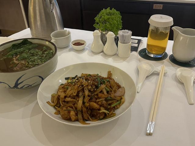 🌟 深圳四季酒店 | 母親節驚喜升級，幸福感爆棚 💖