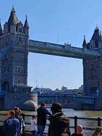 tower bridge 
