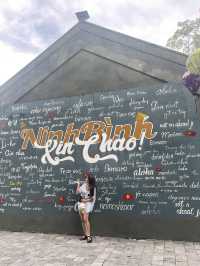 - Hoa Lư Ninh Bình