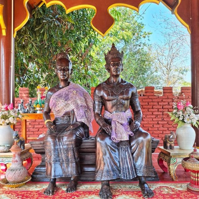 สัตยาธิษฐานสามพญา ณ ริมฝั่งแม่น้ำอิง เมืองภูกามยาว