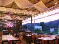 บนชั้นดาดฟ้า Rooftop Bistro บ้านฉาง