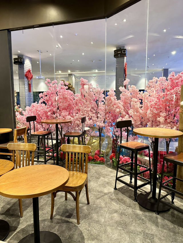 Where Buddha Watches Over Your Brew – Starbucks Chin Swee