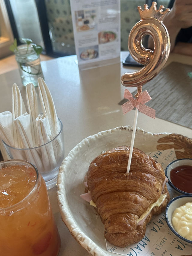 サムイ島🇹🇭AMAYA food gallery アフターヌーンティもできるカフェ