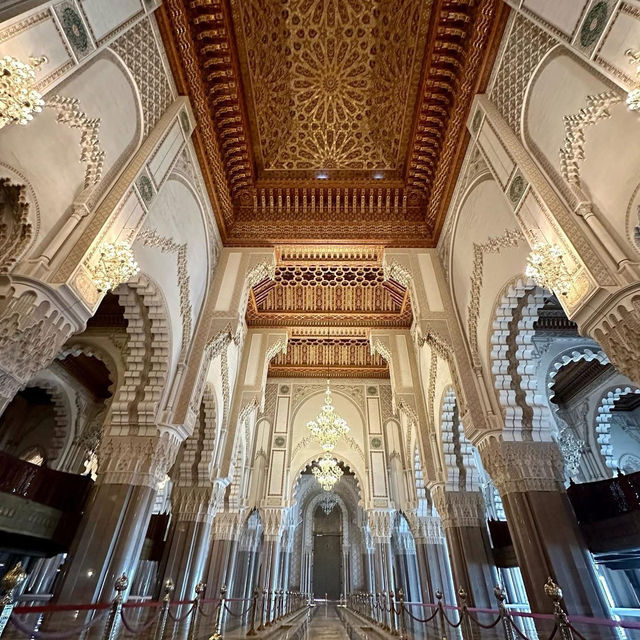 🕌✨ Hassan II Mosque: A Masterpiece of Moroccan Grandeur