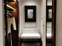 Bangkok Marriott Hotel The Surawongse สระน้ำสวยมาก
