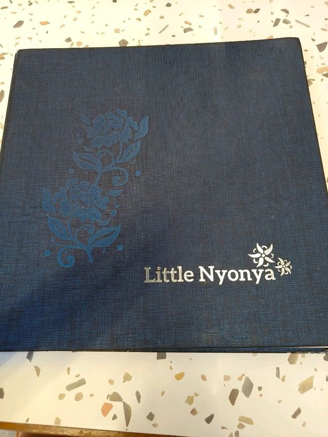 Backpacker Tip: Cheap Eats, Big Flavors at Little Nyonya