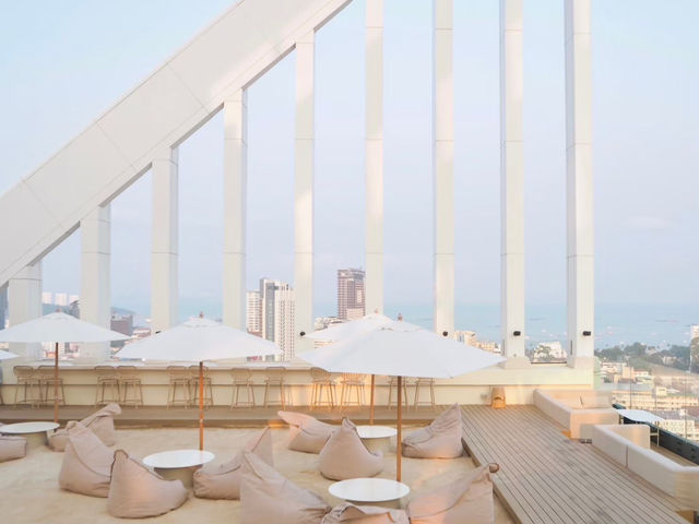โรงแรม 5 ดาวใจกลางพัทยา 🌆 𝐀𝐫𝐛𝐨𝐮𝐫 𝐇𝐨𝐭𝐞𝐥