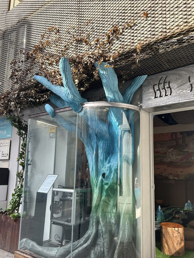 M50 Creative Park – Shanghai’s Bohemian Art Playground