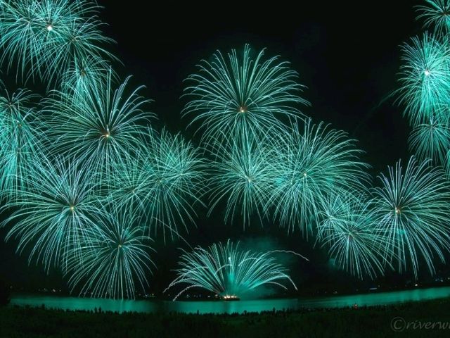 【三重県】5000発が彩る花火の華「津花火大会」