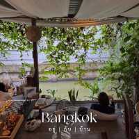 คาเฟ่กลางสวนสุดกรีน #ย่านอ่อนนุช ☕️🍃🎨