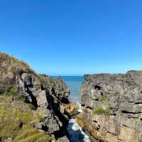 West Coast's Wonder: Pancake Rocks! 🥞🌊