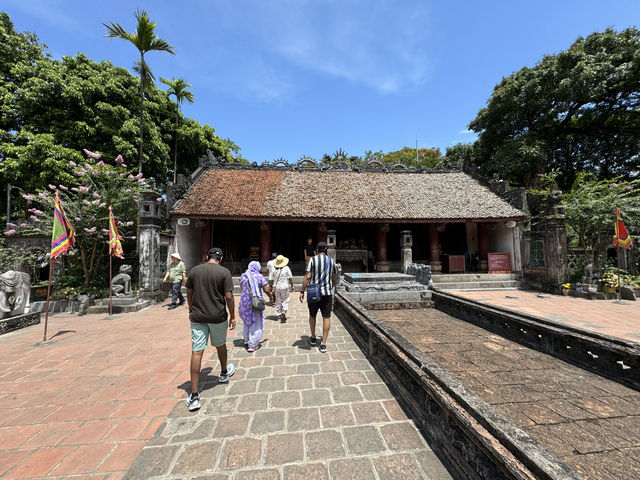 🏞️ Hoa Lu Ancient Capital – Where Vietnam’s Royal Legacy Began