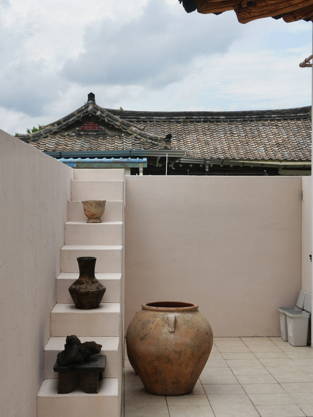 미술관을 닮은 경주 신상 한옥 스테이🏡