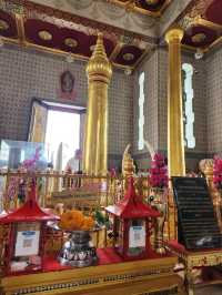 ไหว้ศาลหลักเมืองกรุงเทพ สายมู สายบุญห้ามพลาด
