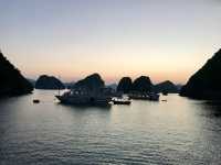 🚢 1-Night Ha Long Bay Cruise: A Journey Through Vietnam’s Dreamscape 🌅🇻🇳