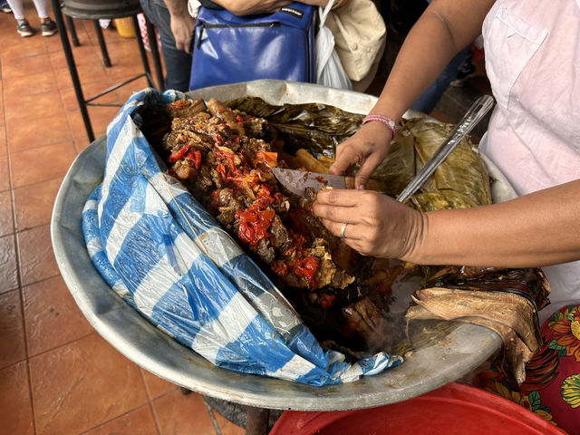 【セントラル・デ・レオン市場｜Mercado Central de León】